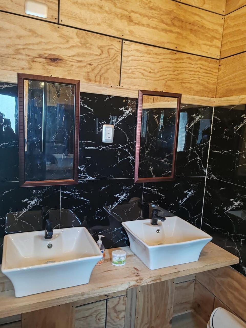Cabana "Sur Patagonico" 푸에르토나탈레스 외부 사진